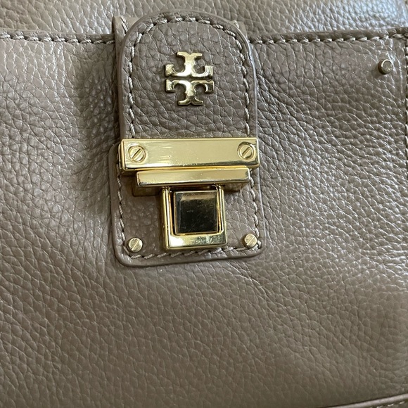 Tory Burch Clutch - Picture 10 of 11